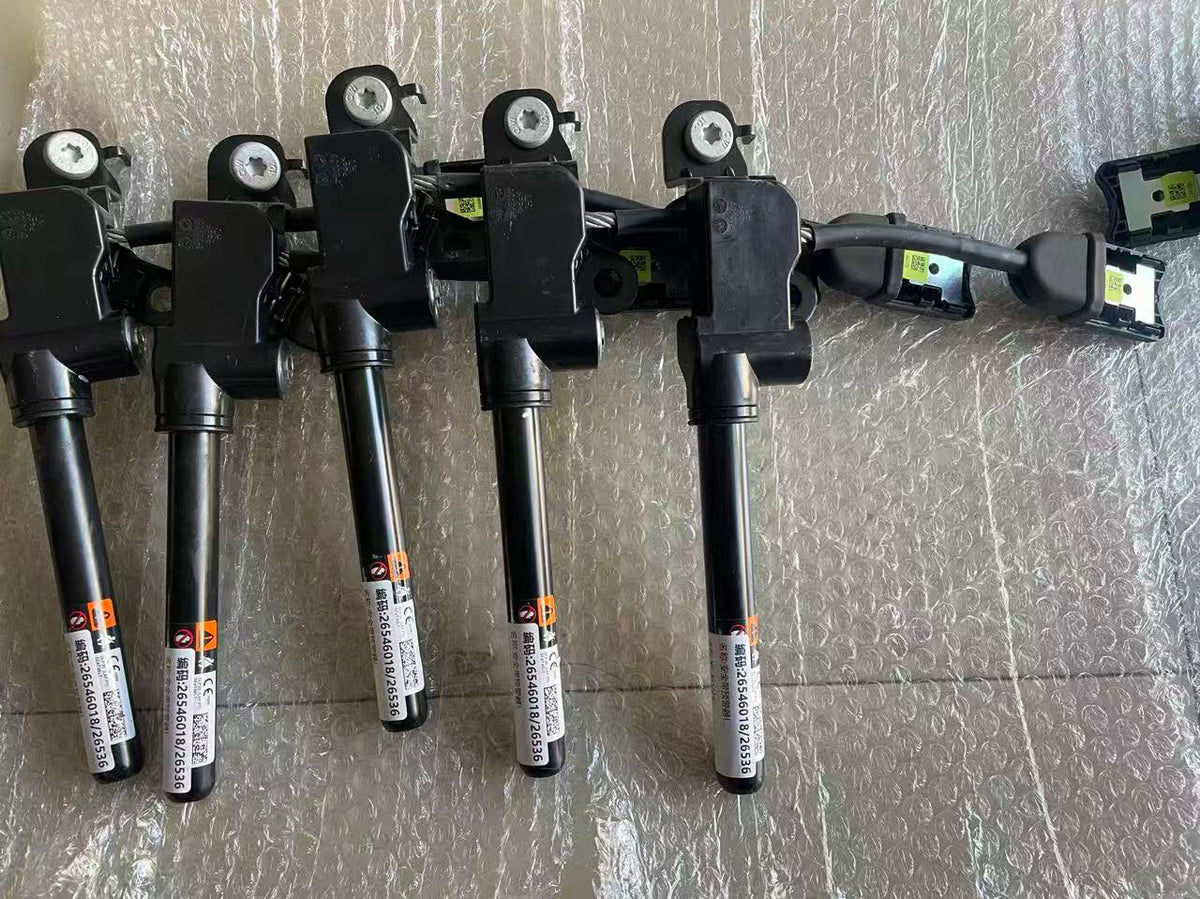 2025-2027 EQUINOX TERRAIN FRONT LEFT & RIGHT SEAT BELT TENSIONERS NEW OEM 2pcs