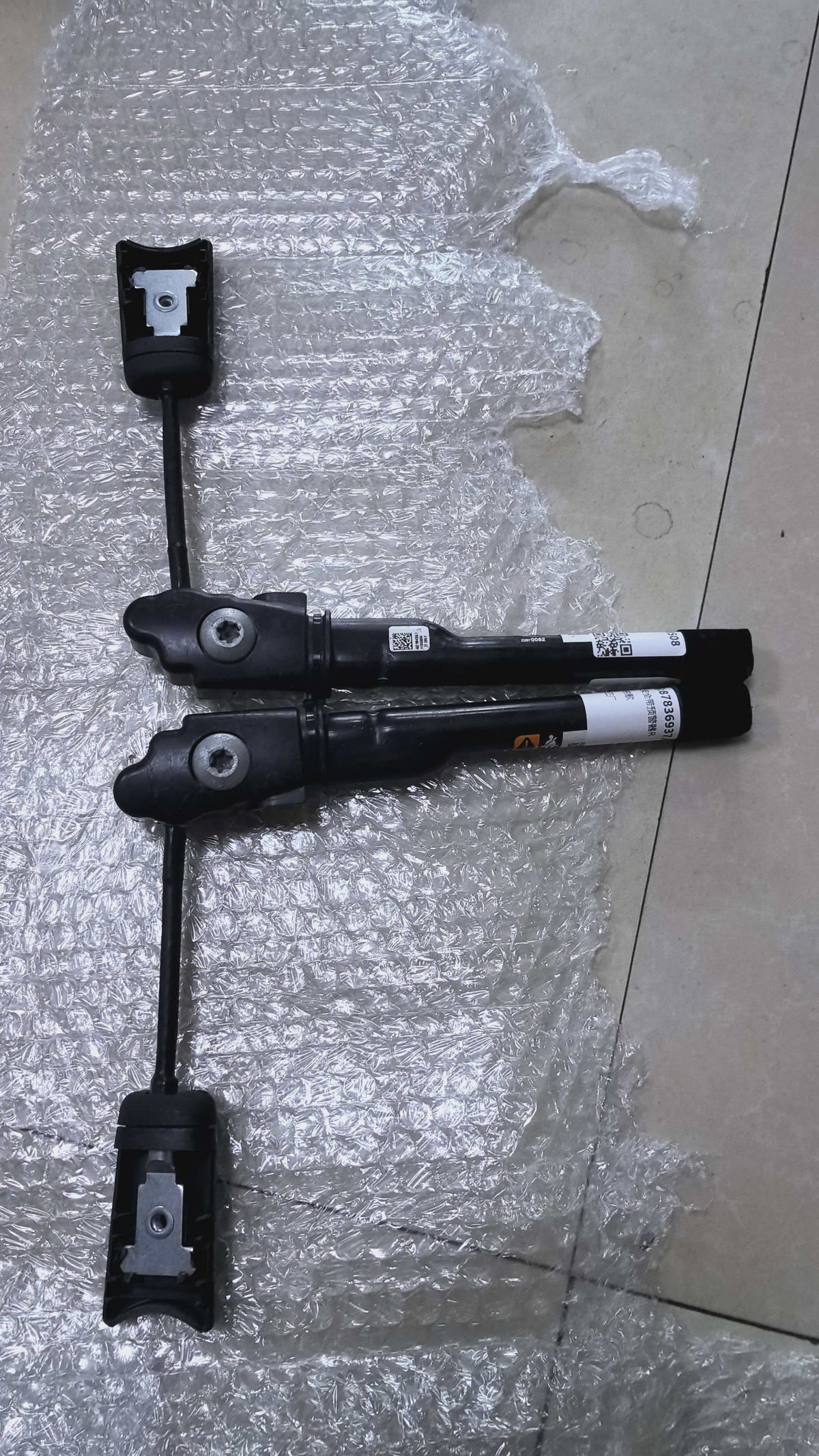 23-27 LYRIQ EV 24-27 BLAZER EV FRONT LH RH SEAT BELT TENSIONERS NEW OEM
