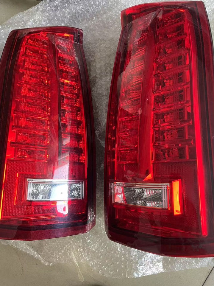 2005-2011 CADILLAC STS LED ECE RED EXPORT TAILLIGHTS PAIR SET NEW USED OEM