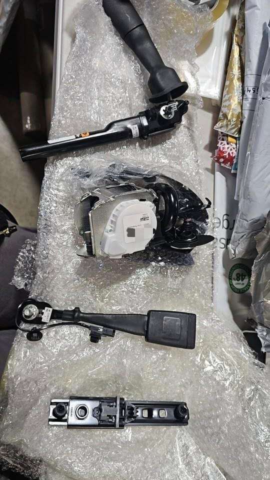 2021-2027 BUICK ENVISION FRONT SEAT BELT RETRACTOR NEW OEM GM