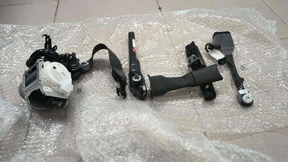 2021-2027 BUICK ENVISION FRONT SEAT BELT RETRACTOR NEW OEM GM