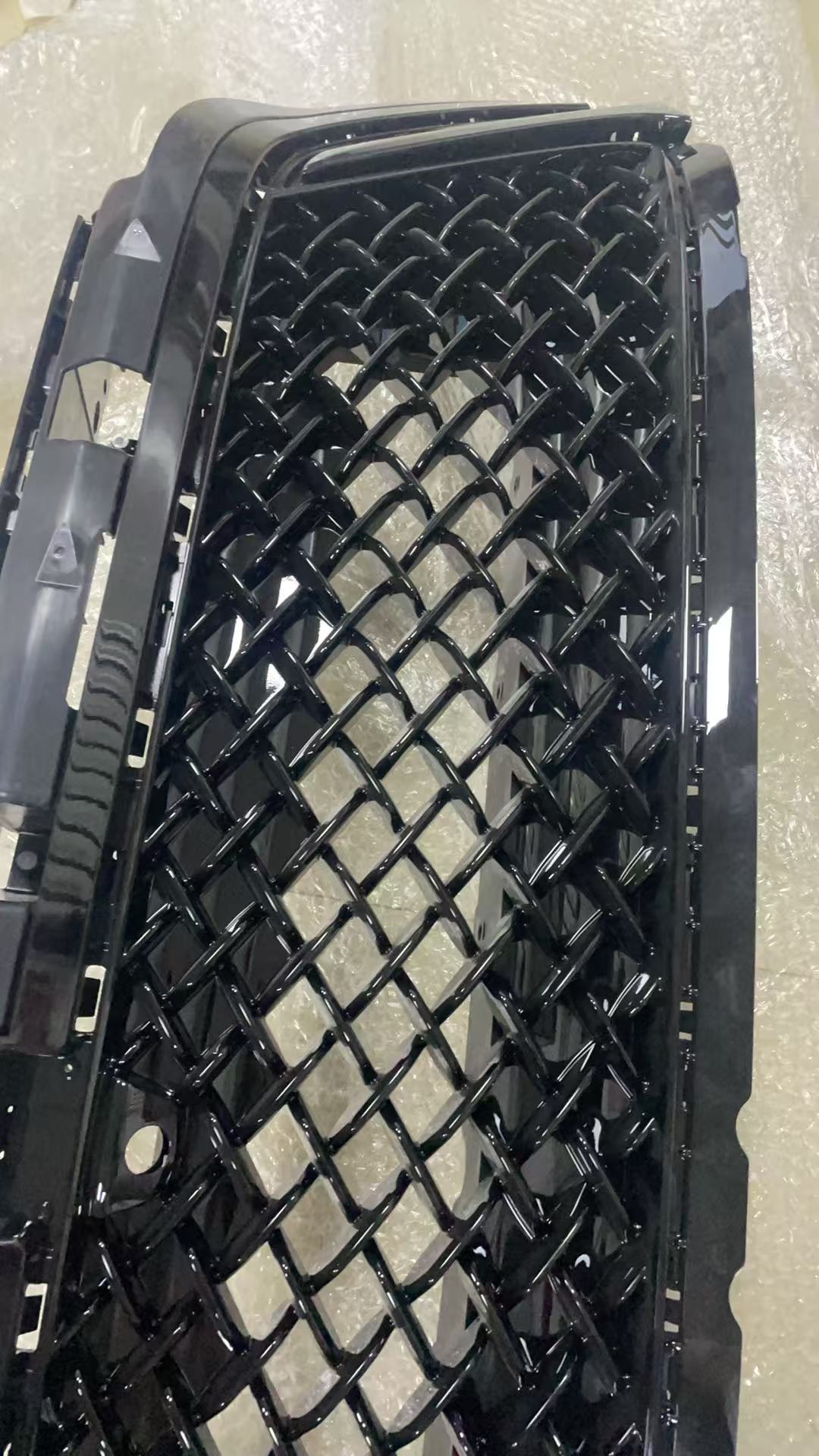 2024 - 2026 BUICK ENVISION ST SPORT TOURING GRILLE OEM 26475075 26475072 NEW