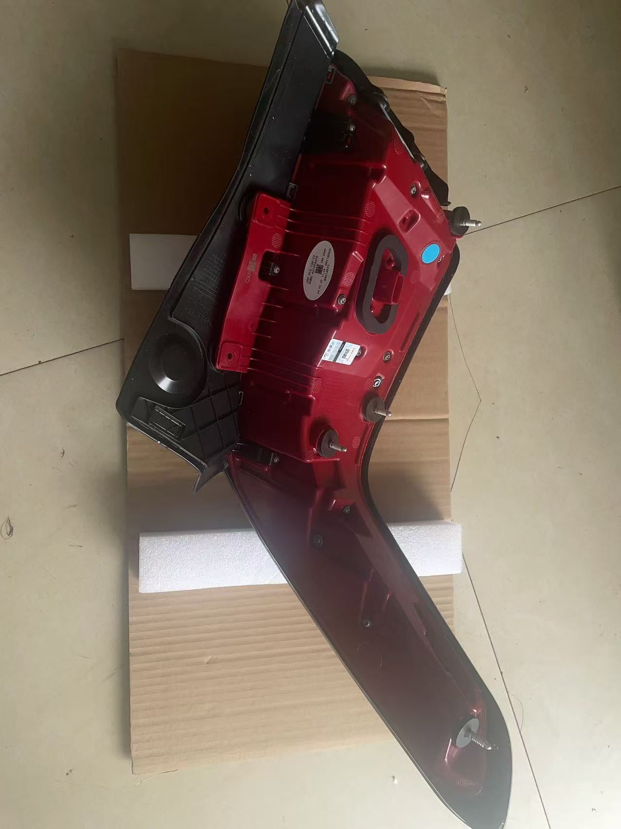 2017-2025 CADILLAC XT5 CLEAR TAILLIGHTS PAIR SET NEW