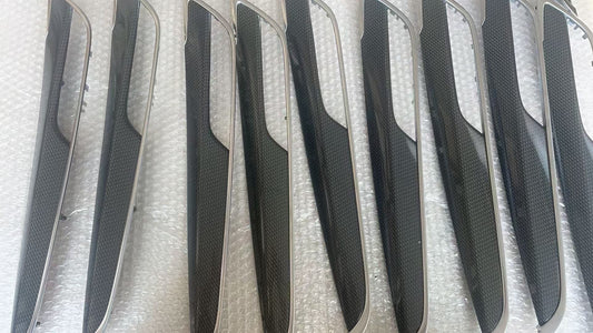 2020-2025 Cadillac XT5 XT6 DOOR APPLIQUE TRIM L+R NEW OEM GM 2pcs 4pcs