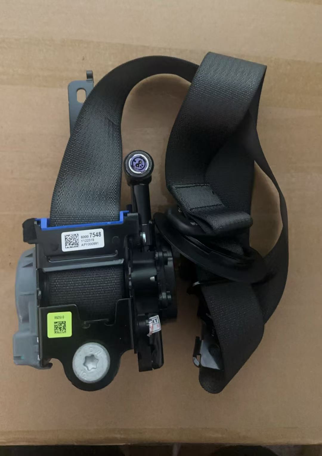 2024-2027 CHEVROLET TRAX FRONT LEFT DRIVER SEAT BELT RETRACTOR NEW OEM GM