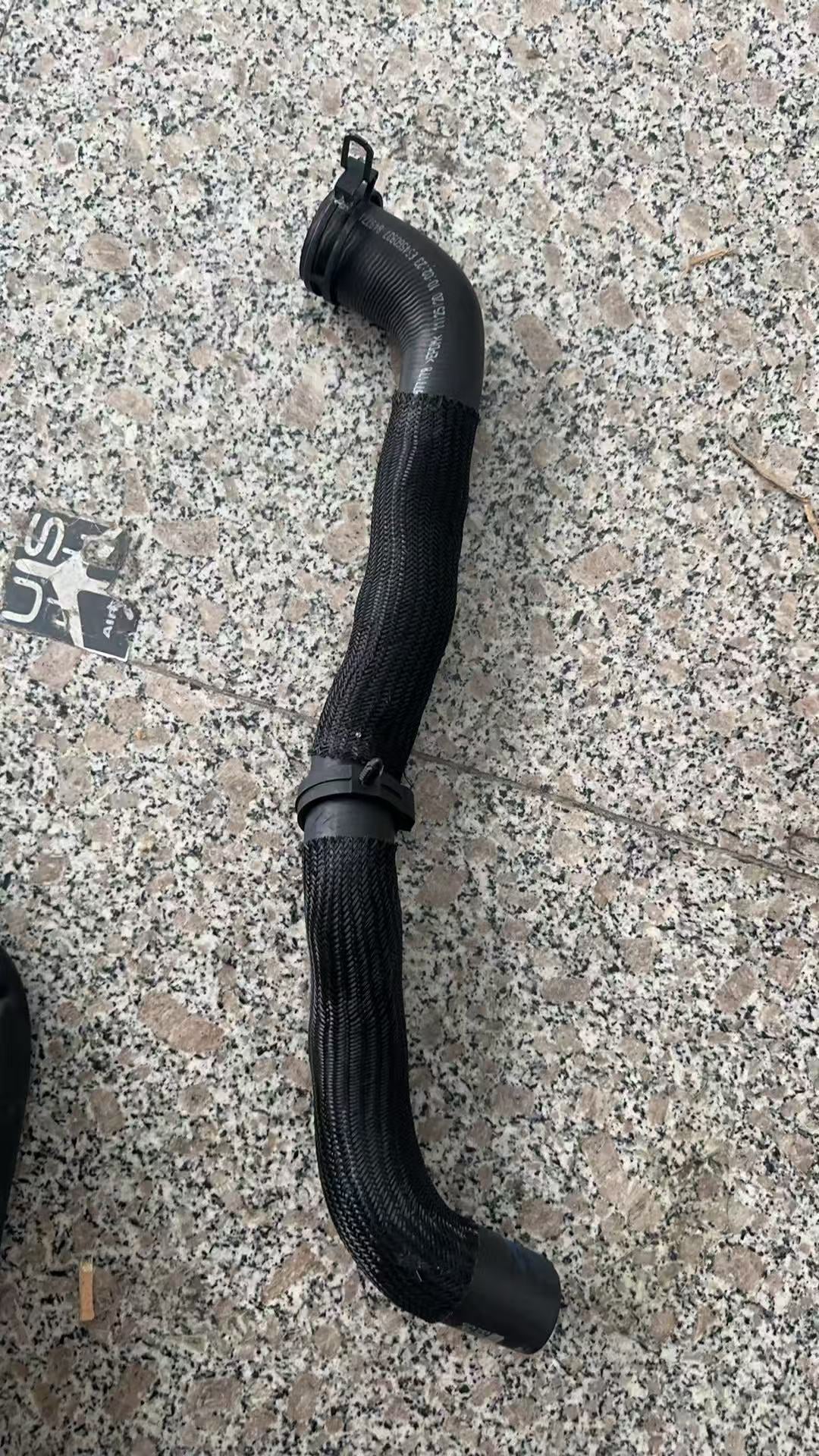 2021 - 2027 BUICK ENVISION RADIATOR HOSE NEW OEM GM 84519865 84594927 86820050