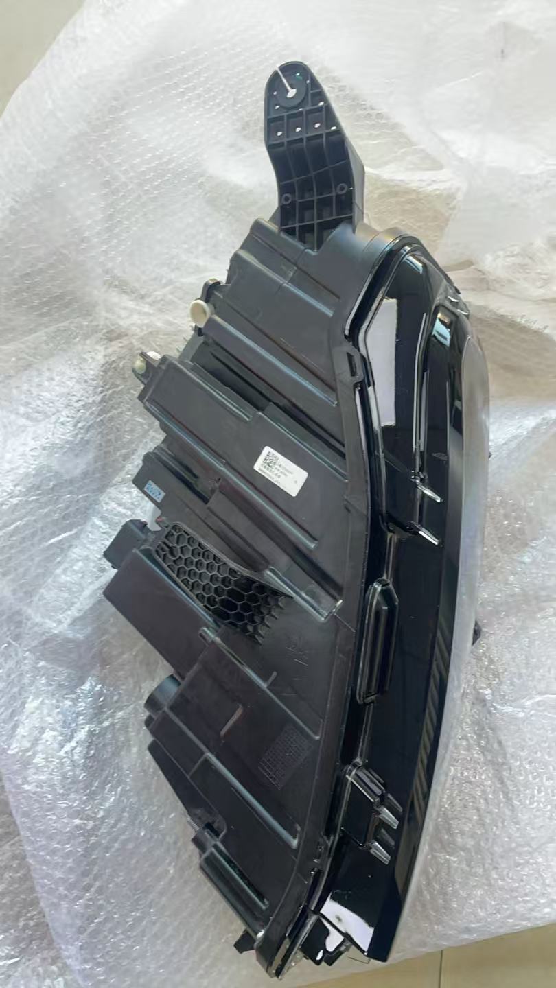 2021-2025 ZEEKR 001 LED HEADLIGHTS USED OEM