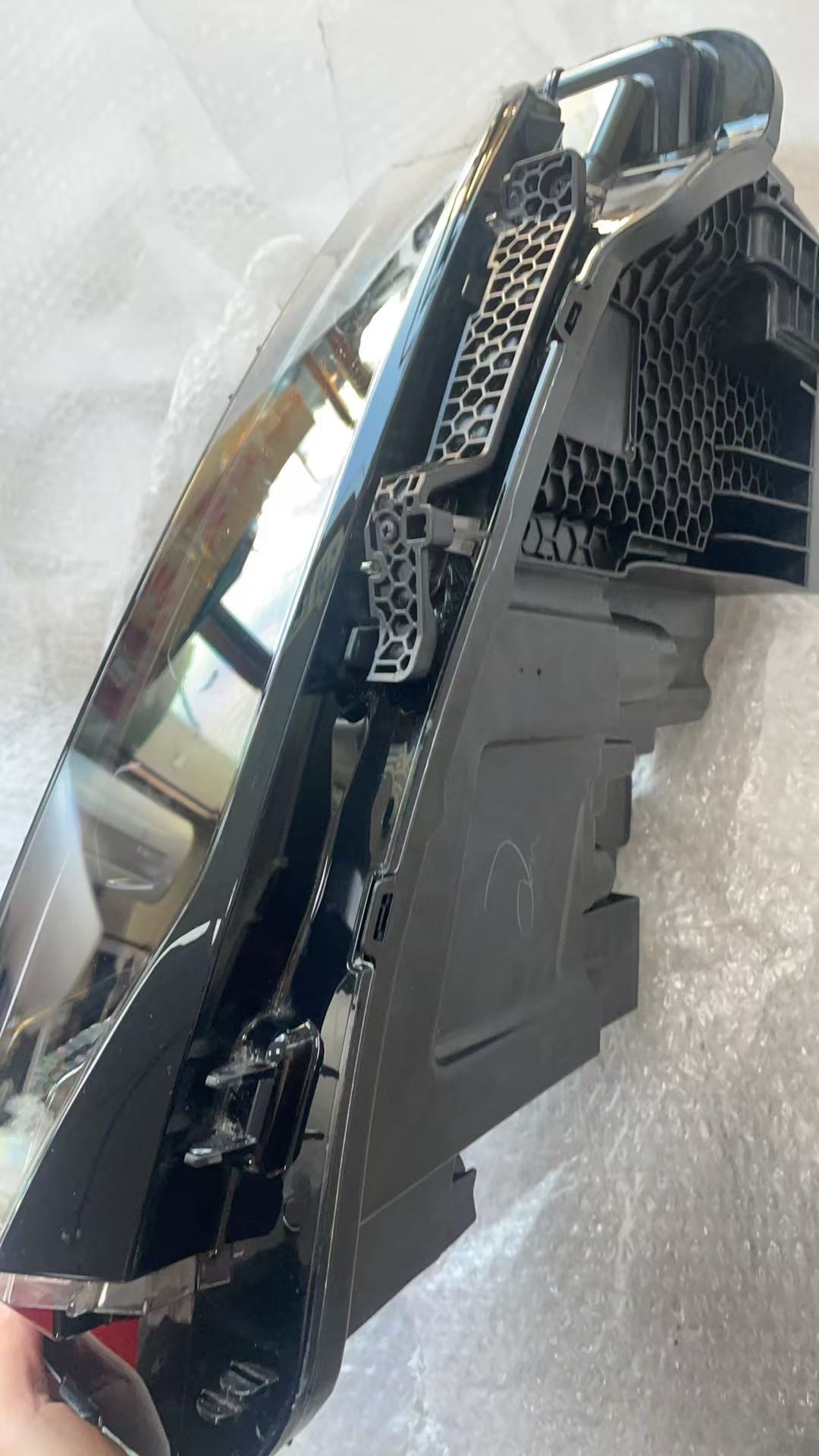 2021-2025 ZEEKR 001 LED HEADLIGHTS USED OEM