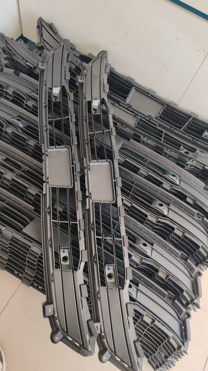 2024 - 2026 BUICK ENVISION LOWER GRILLE 26478193 26478195 NEW OE