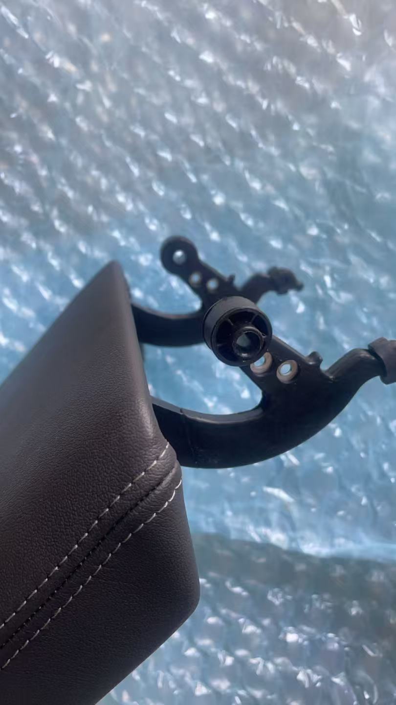2020 - 2026 Cadillac XT5 XT6 ARMREST BLACK NEW OEM GM 84877152