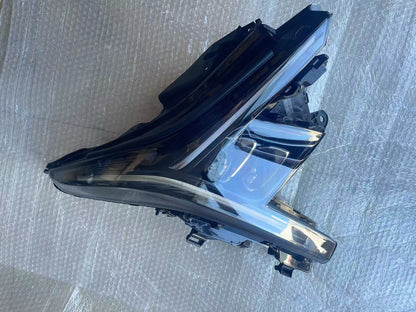 2025 - 2026 CADILLAC CT5 UPLEVEL LED EXPORT HEADLIGHT LEFT RIGHT LIKE NEW OE