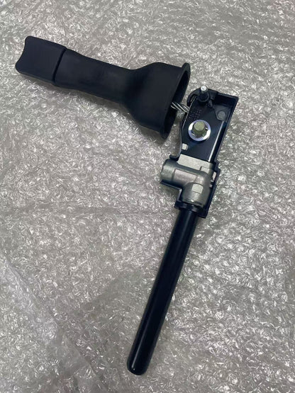 2024-2027 CHEVROLET TRAX FRONT SEAT BELT TENSIONERS NEW OEM GM PAIR