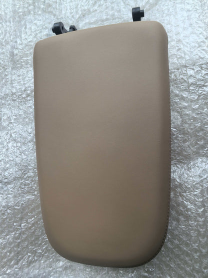2020 - 2026 Cadillac XT5 XT6 ARMREST NEW OEM GM BLACK 84877152 BEIGE 84877150