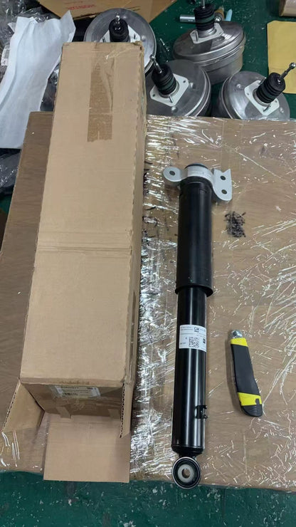 21-27 BUICK ENVISION 24-25 XT4 RH REAR SHOCK ABSORBER STRUT 84936913 84936912 NEW USED OEM GM
