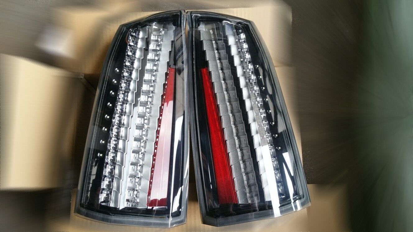 2005-2011 CADILLAC STS LED ECE CLEAR TAILLIGHTS PAIR SET NEW USED OEM