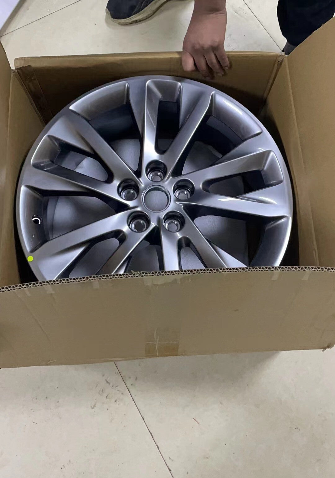 2021-2023 Buick Envision Avenir 20" OEM Wheel Rim GM 39098556 NEW OEM GM