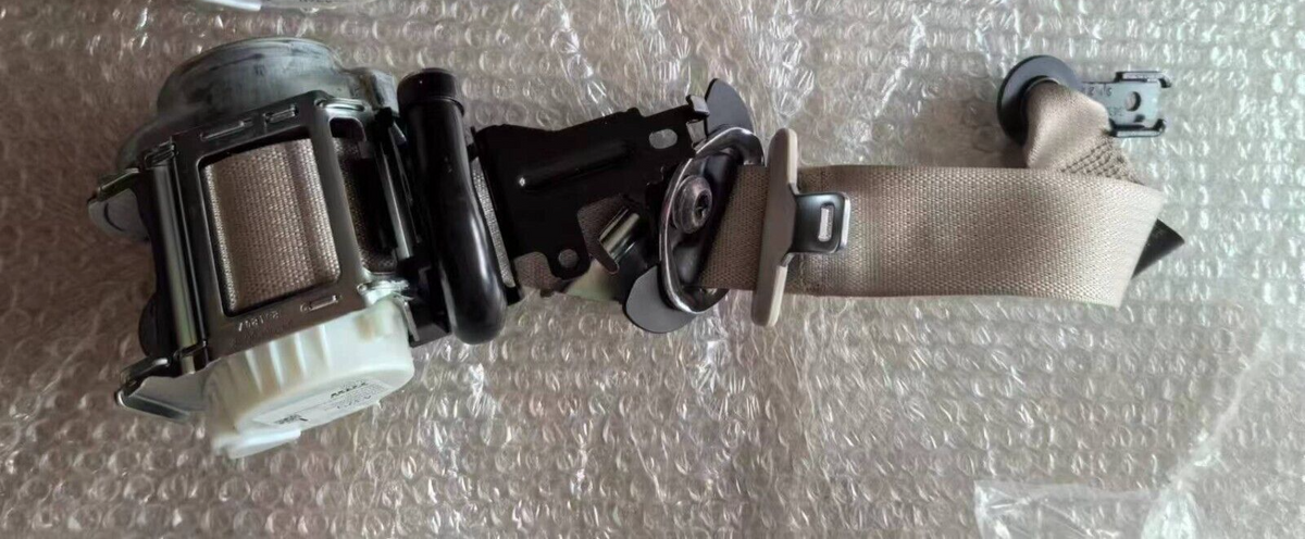 2021-2027 BUICK ENVISION FRONT SEAT BELT RETRACTOR NEW OEM GM
