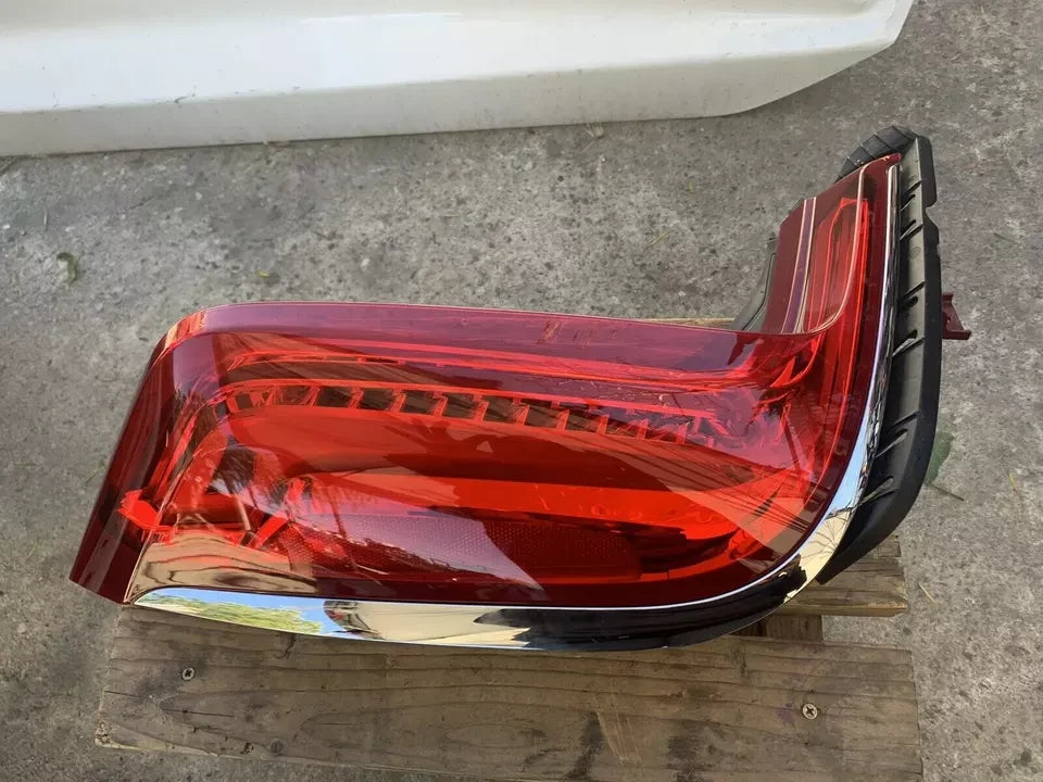 2013-2019 CADILLAC XTS ECE EXPORT TAILLIGHTS PAIR SET NEW