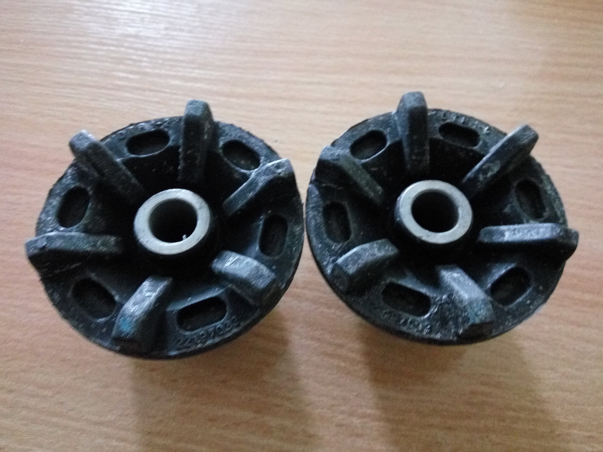 2005-2011 CADILLAC STS FE3 FRONT STRUT MOUNT MOUNTS 25769511 NEW OEM GM