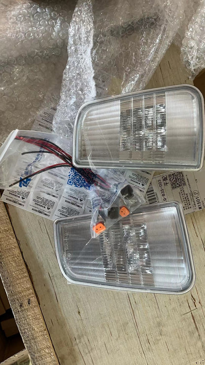 2005-2011 CADILLAC STS LED ECE CLEAR REVERSE LAMPS PAIR SET NEW USED OEM