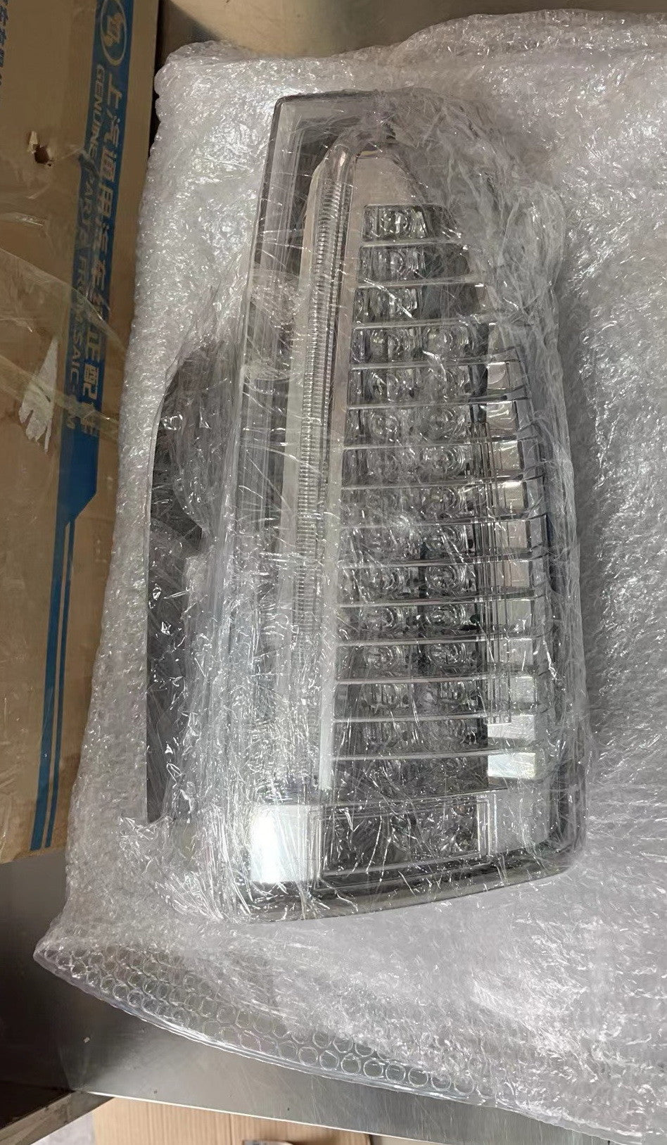 2008-2013 CADILLAC CTS LED ECE EURO EXPORT TAILLIGHTS USED OEM GM