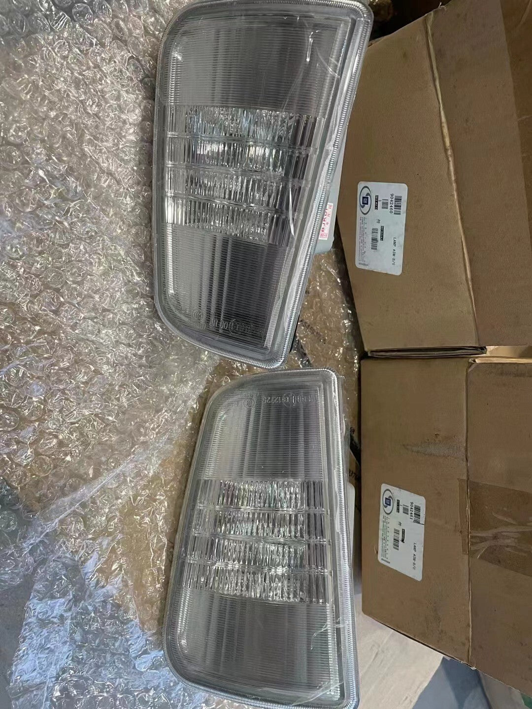 2005-2011 CADILLAC STS LED ECE CLEAR REVERSE LAMPS PAIR SET NEW USED OEM