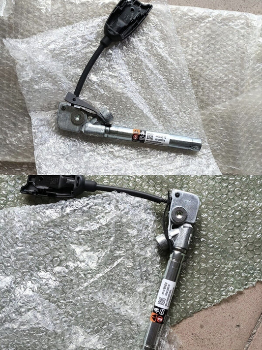 2017-2025 CADILLAC XT5 XT6 FRONT SEAT BELT TENSIONERS NEW OEM GM PAIR